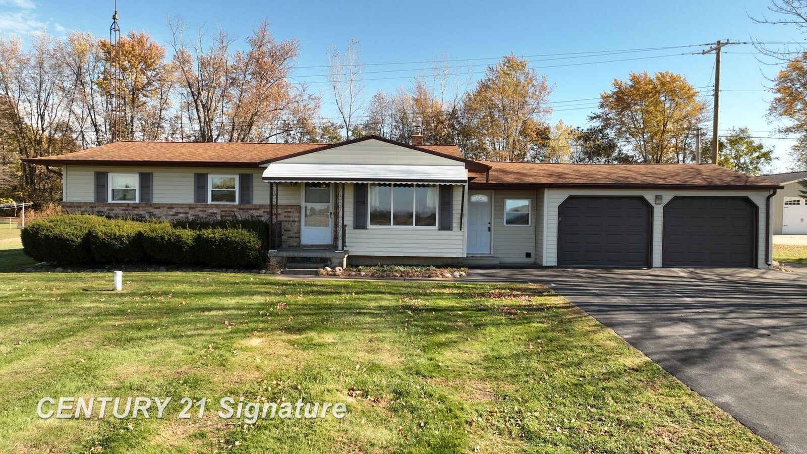 Property Photo: 13474 N Linden Road MI 48420