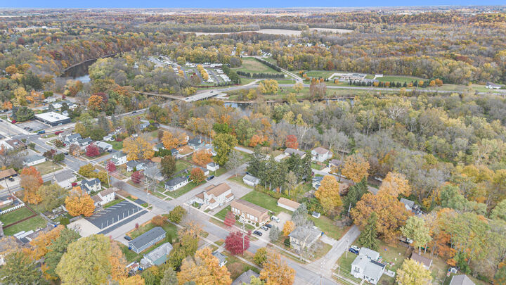 Property Photo: 308 S Mechanic Street MI 49103