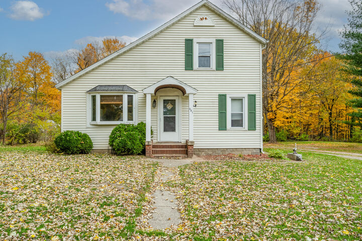 481 N 2nd Street  Benton Harbor MI 49022 photo