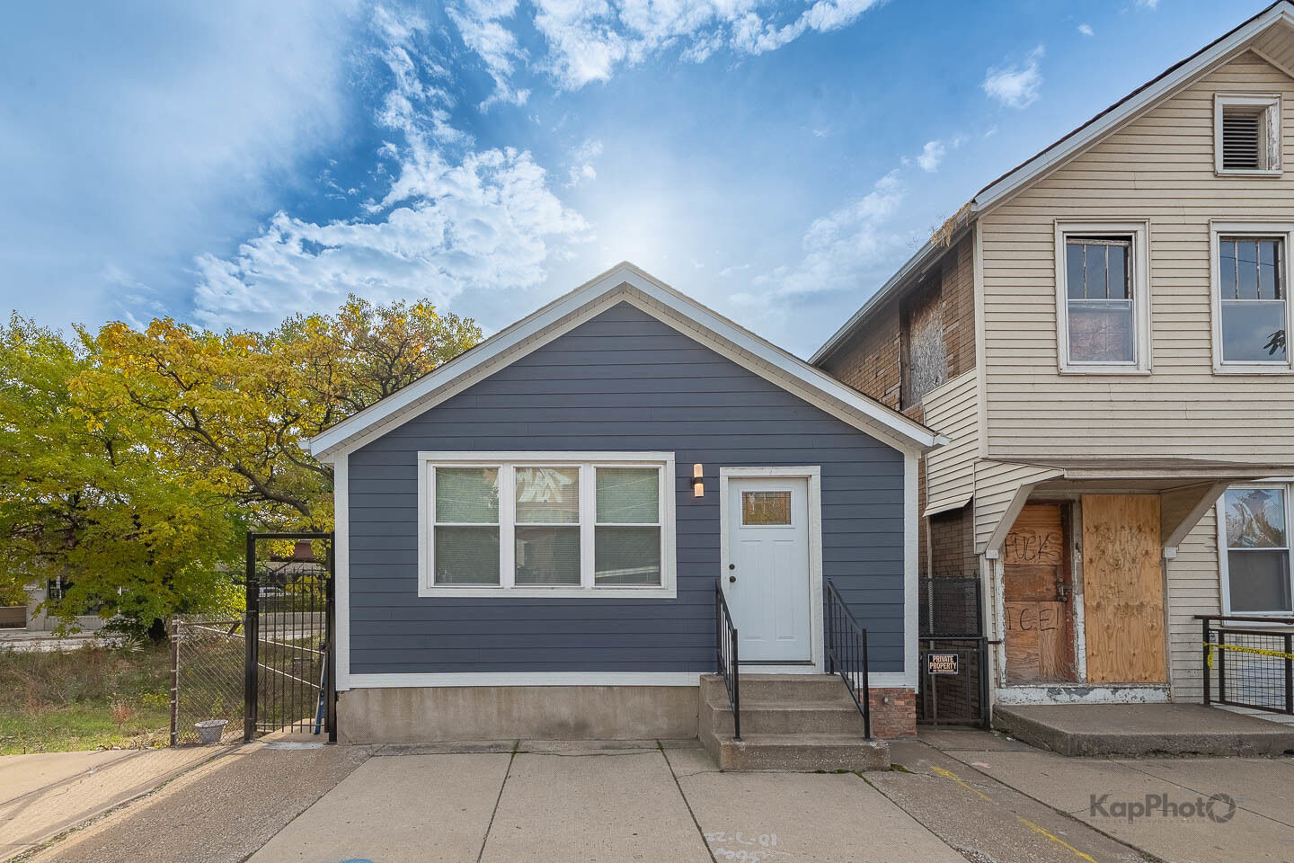 Property Photo: 2029 S Canalport Avenue 2 IL 60616