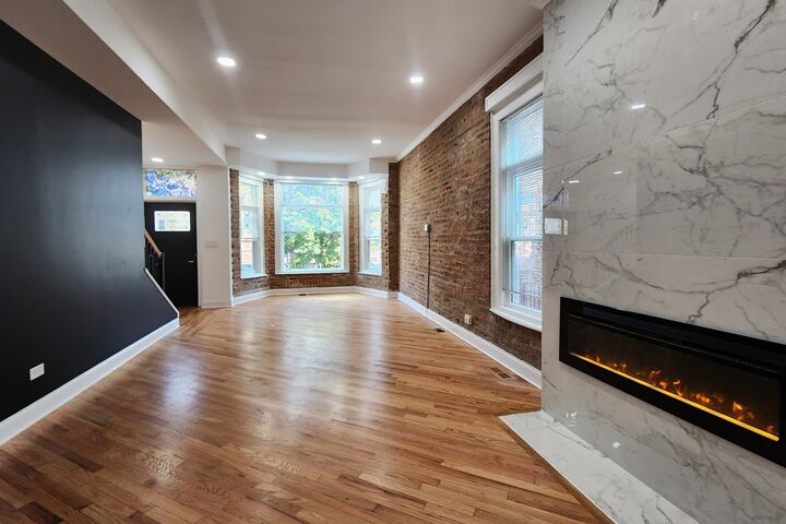 Property Photo: 6450 S Greenwood Avenue IL 60637