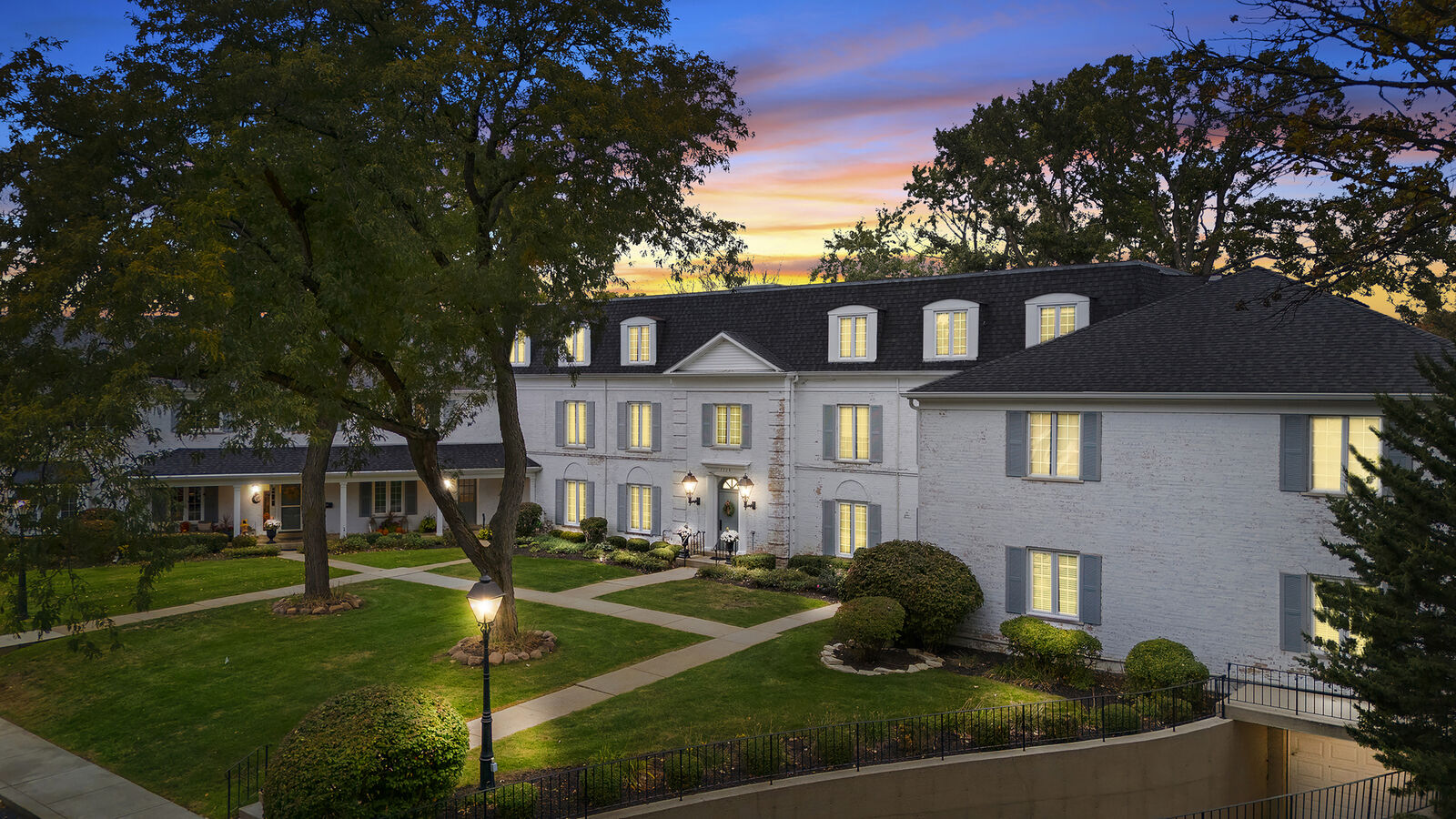 Property Photo:  7324 Heritage Court 2D  IL 60423 