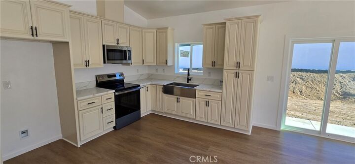 Property Photo:  237 E Prospect Street  CA 92530 