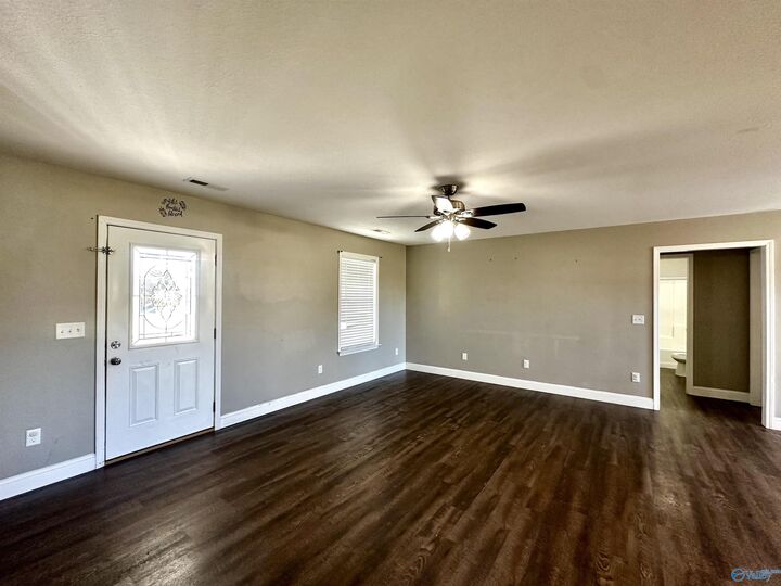 Property Photo: 73 County Road 261 AL 35967