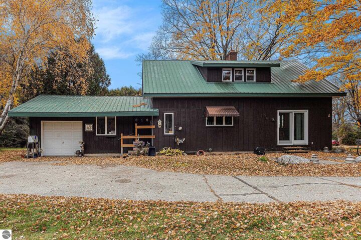 Property Photo: 7602 S 43 1/2 Road MI 49601