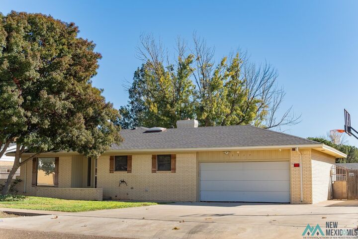 Property Photo: 3517 Dellfield Street NM 88101