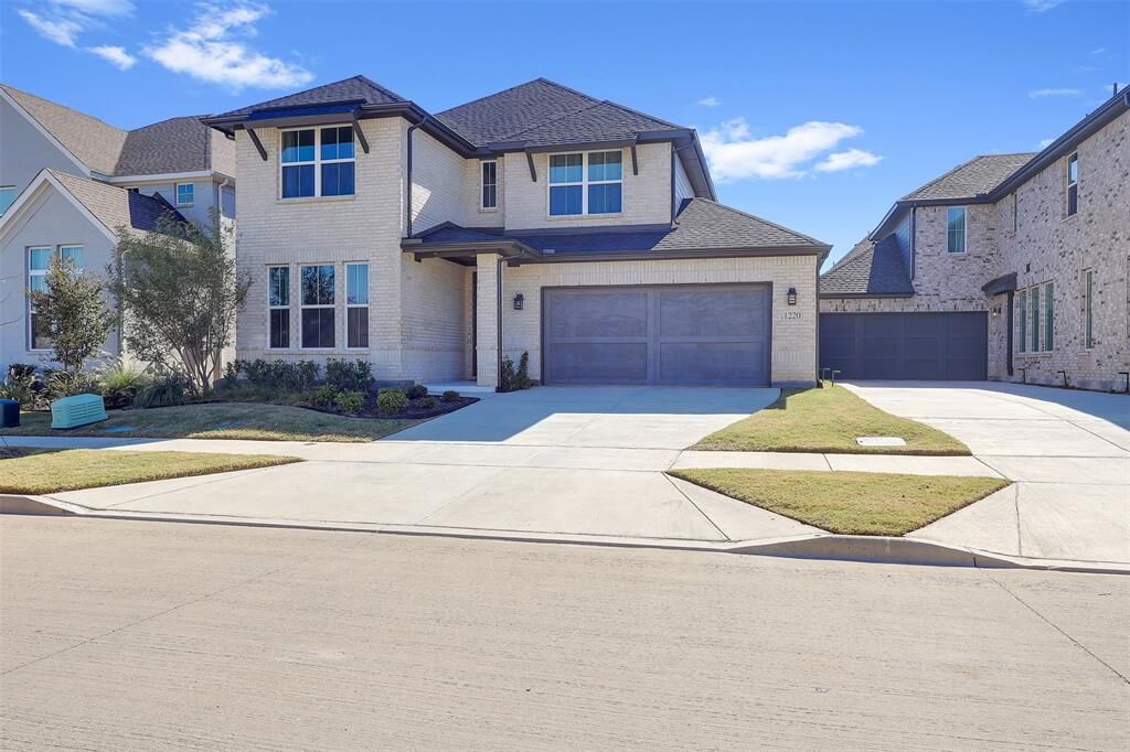 Property Photo:  1220 Lady Mantle Way  TX 76227 