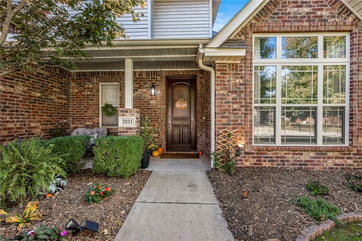 Property Photo: 2331 N Hidden Creek Drive AR 72704