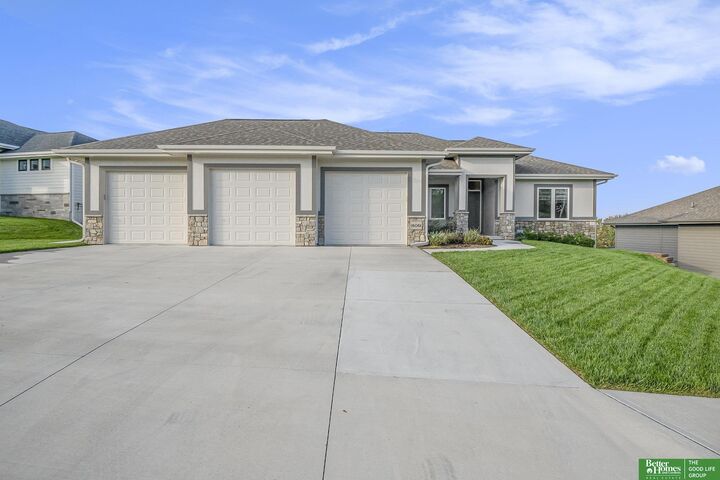 16061 Cw Hadan Drive  Bennington NE 68007 photo