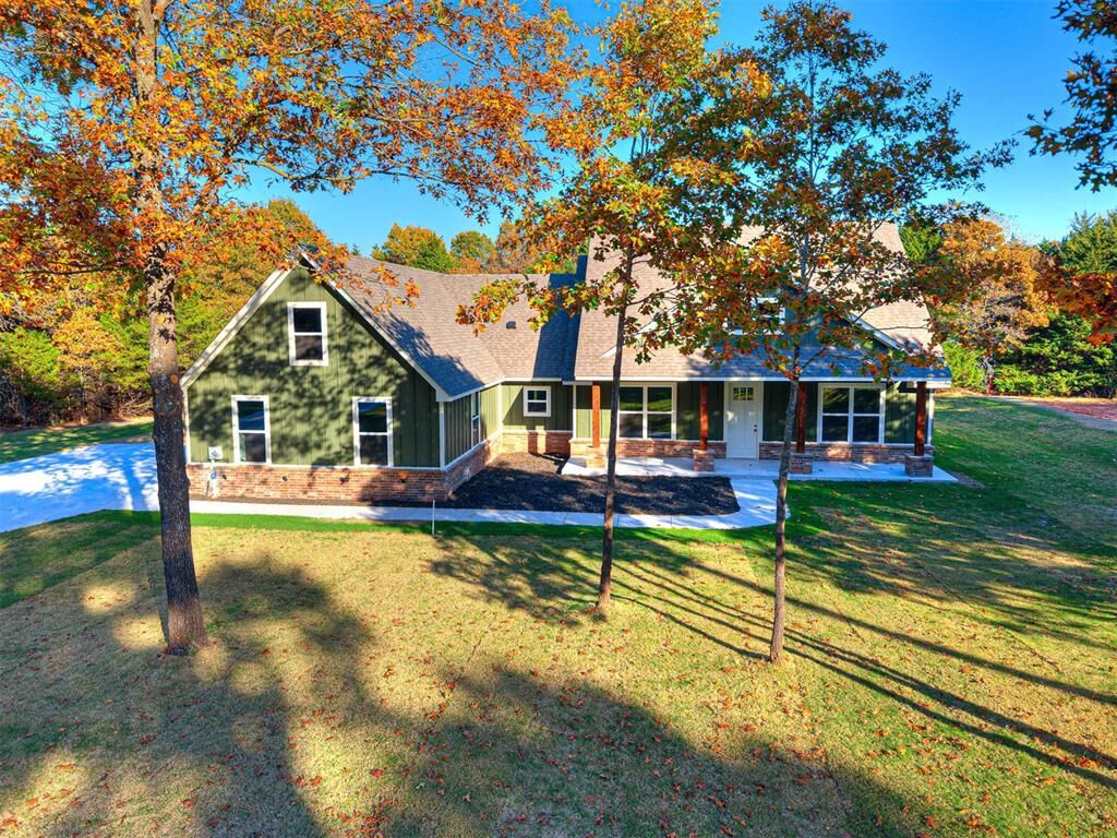 Property Photo: 990580 Hickory Grove Trail OK 73045