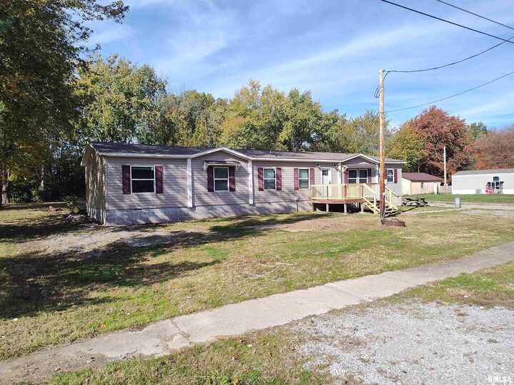 1207 SW 6th Street  Fairfield IL 62837 photo