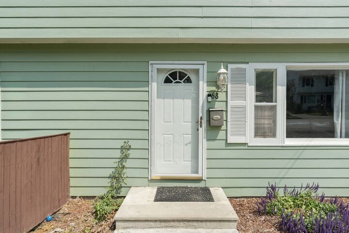 Property Photo:  68 Crest Circle  MA 01603 