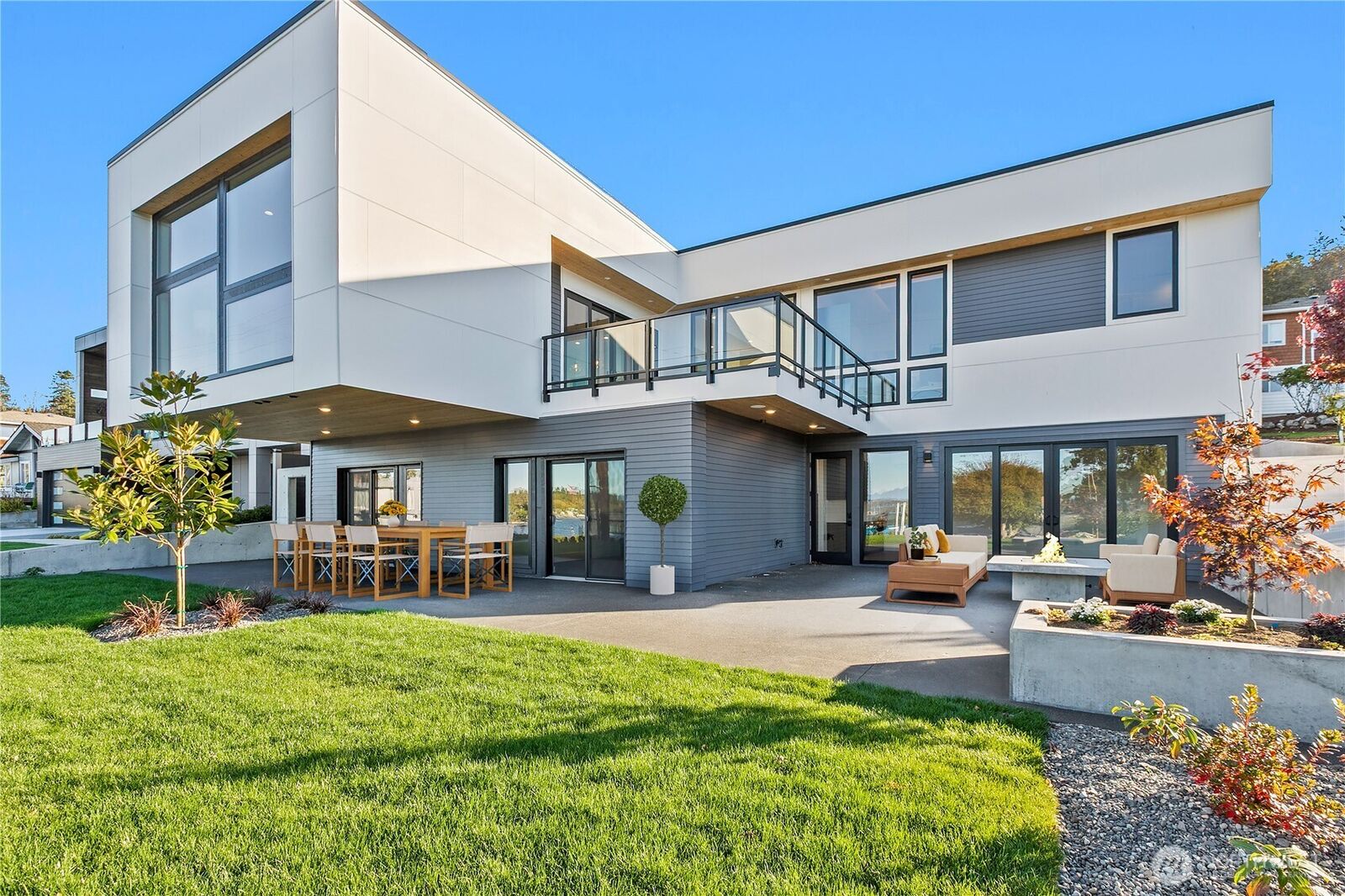 Property Photo: 6920 Holeman Avenue WA 98230