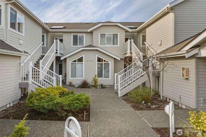 5090  Festival Boulevard 1C  Bellingham WA 98226 photo