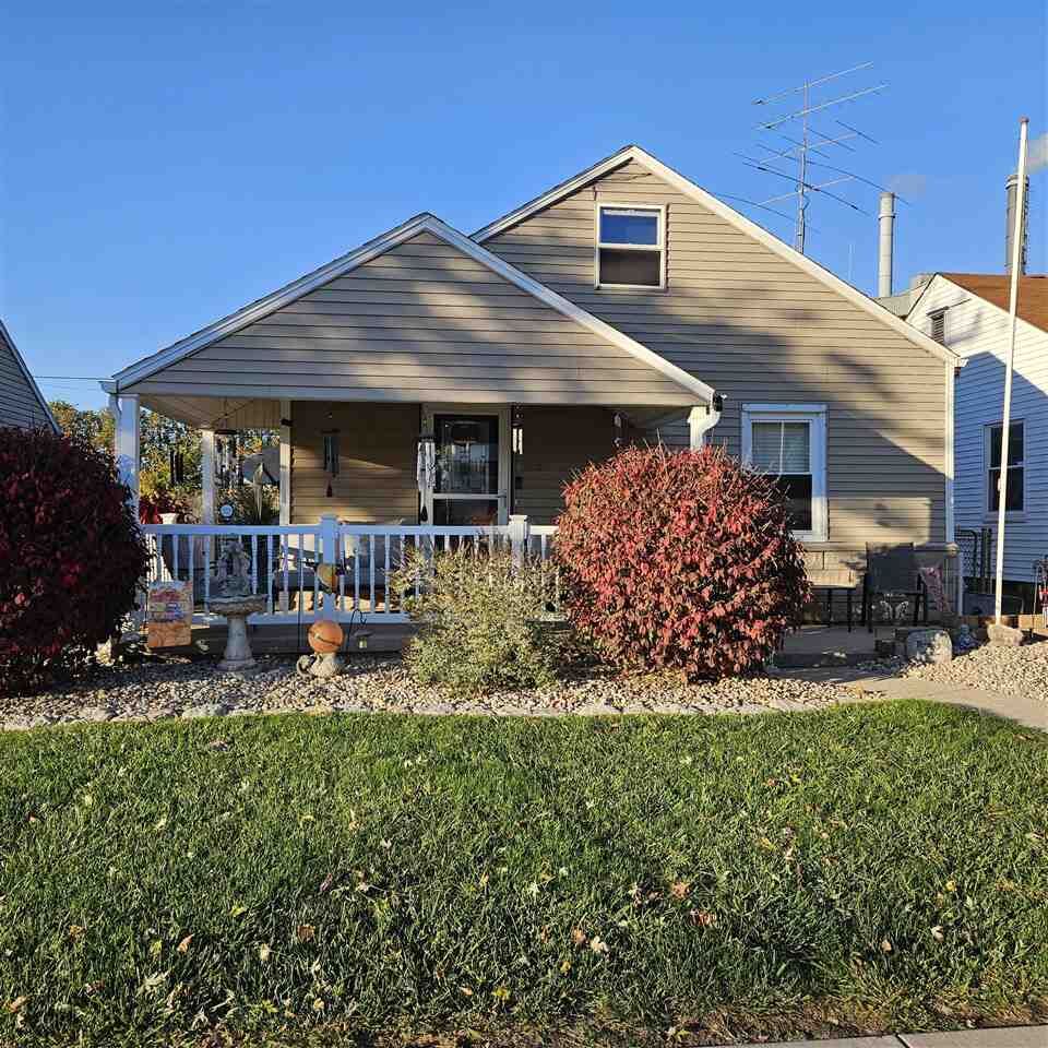 Property Photo: 1020 NW D Street IN 47374