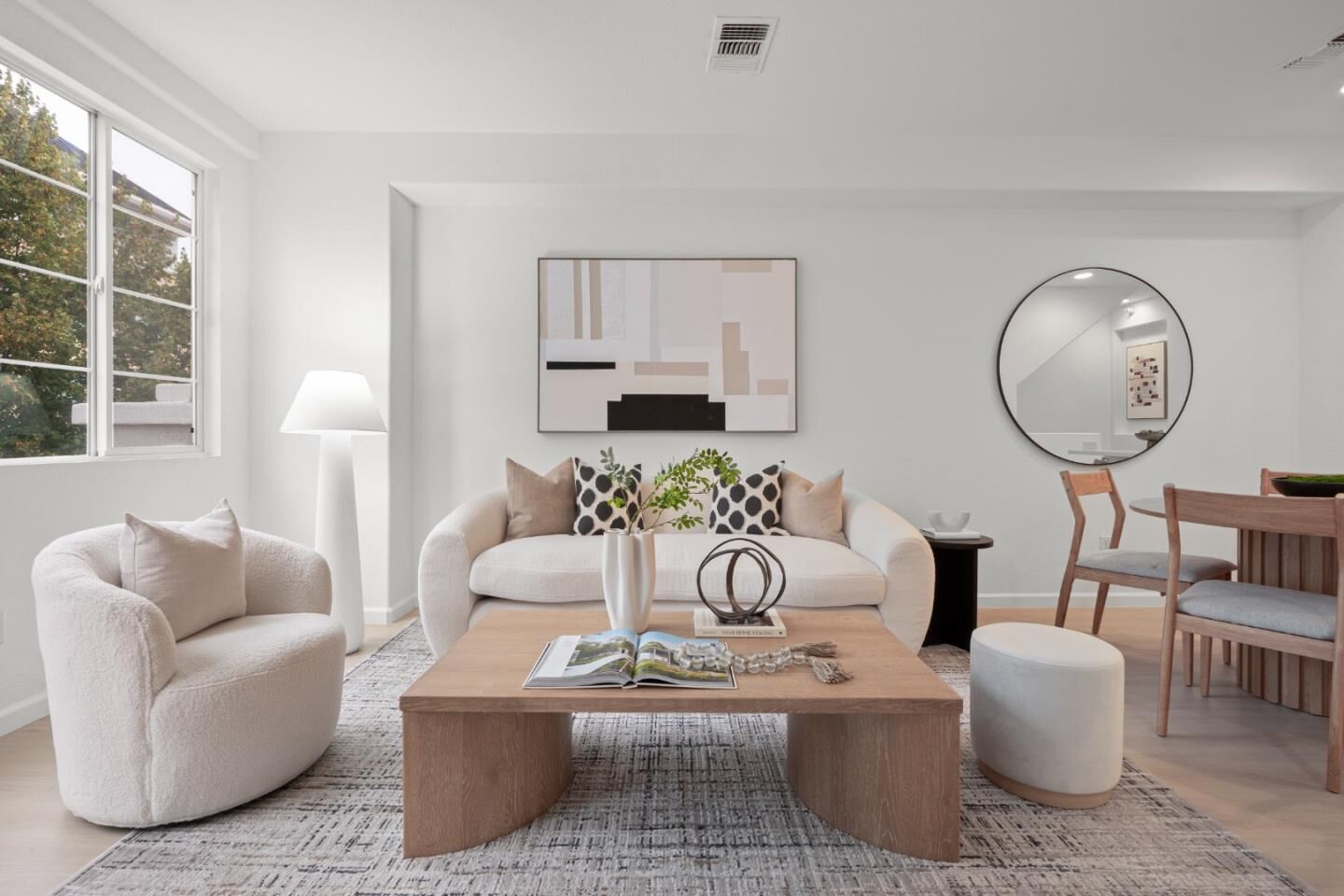 Property Photo: 728 City Walk Place 4 CA 94541