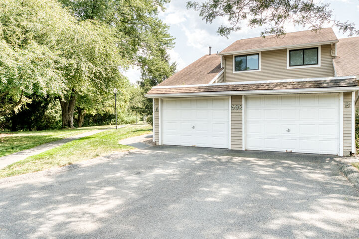 Property Photo: 592 Mountain Road Apt A CT 06117