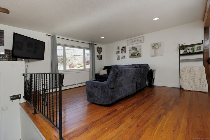 Property Photo: 463 Mulberry Street CT 06770