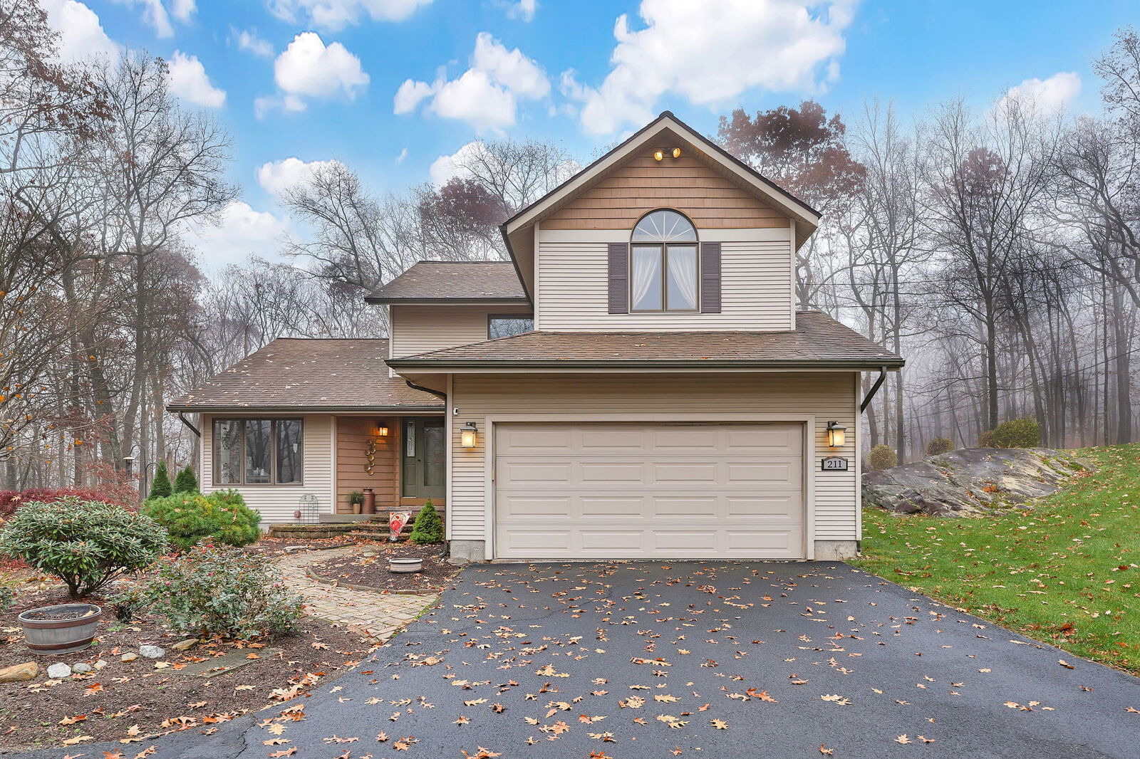 Property Photo: 211 Old Post Road CT 06084