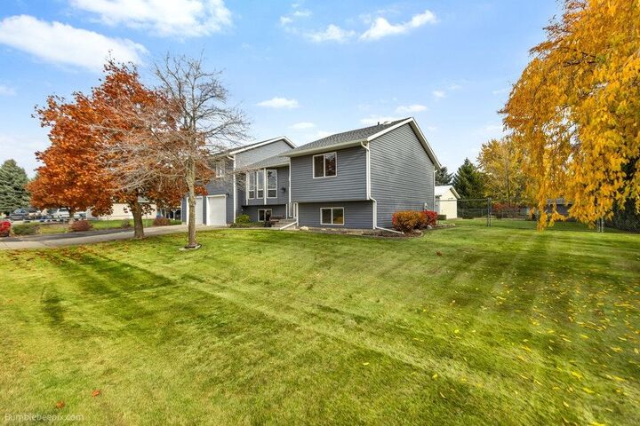 Property Photo: 5718 N Martinson Rd WA 99025