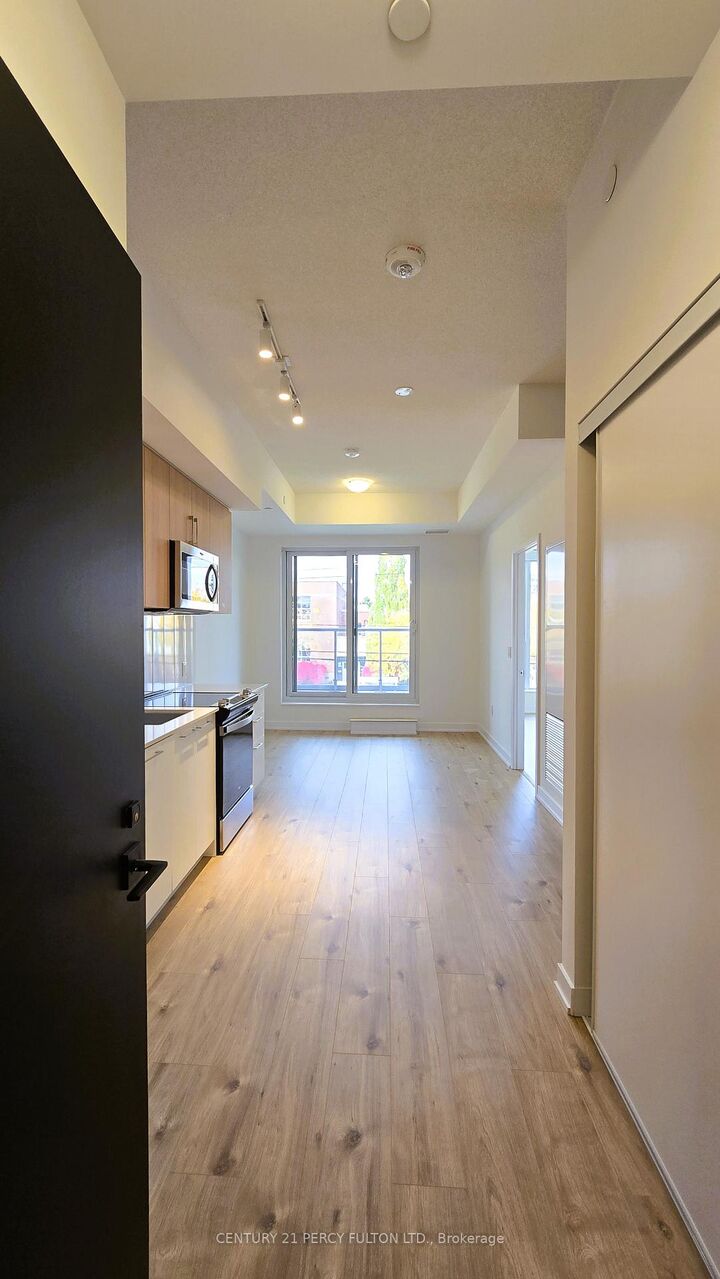 Photo de la propriété: 500 Plains Road E 209 ON L7T 0C8