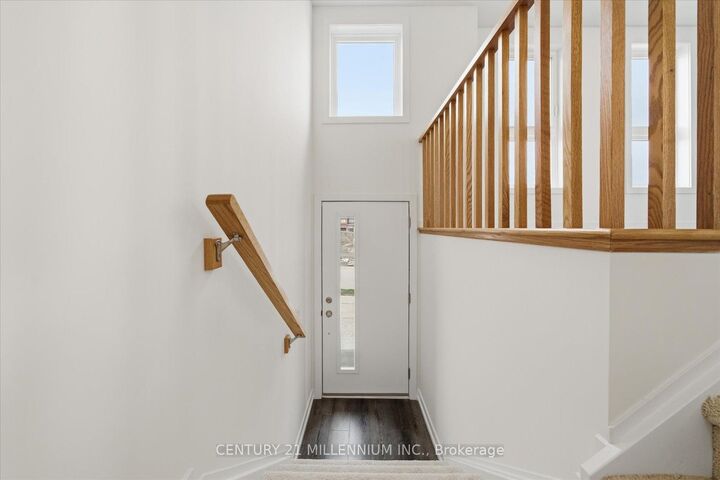 Property Photo:  62 Kenesky Drive 2  ON L8B 2A9 