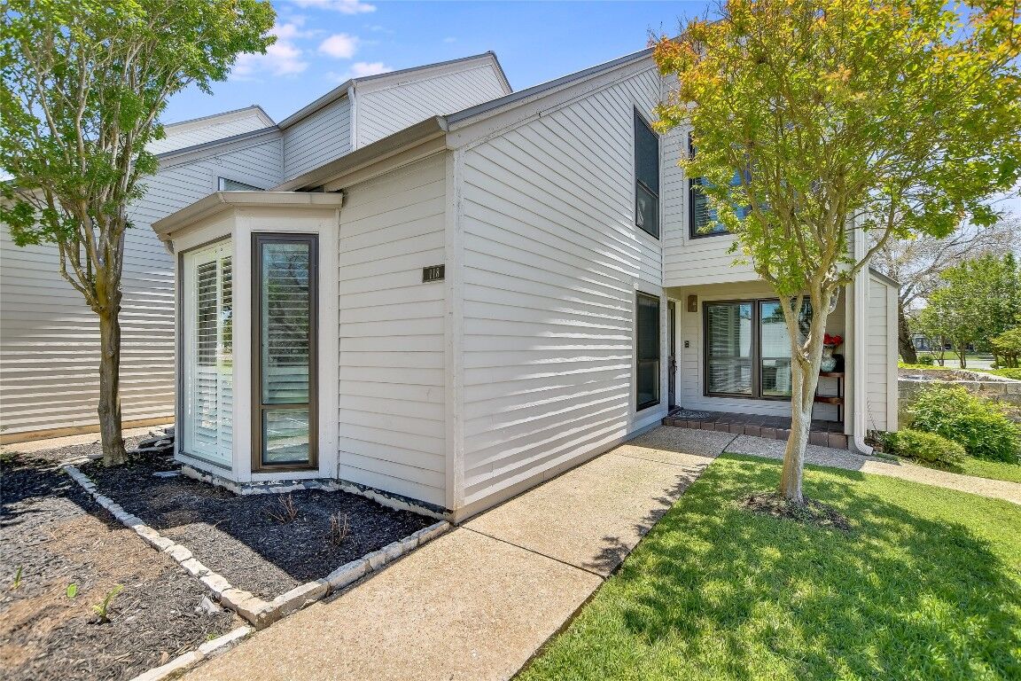 Property Photo: 118 World Of Tennis Square TX 78738