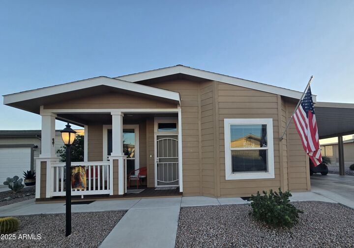 Property Photo:  3301 S Goldfield Road 6059  AZ 85119 
