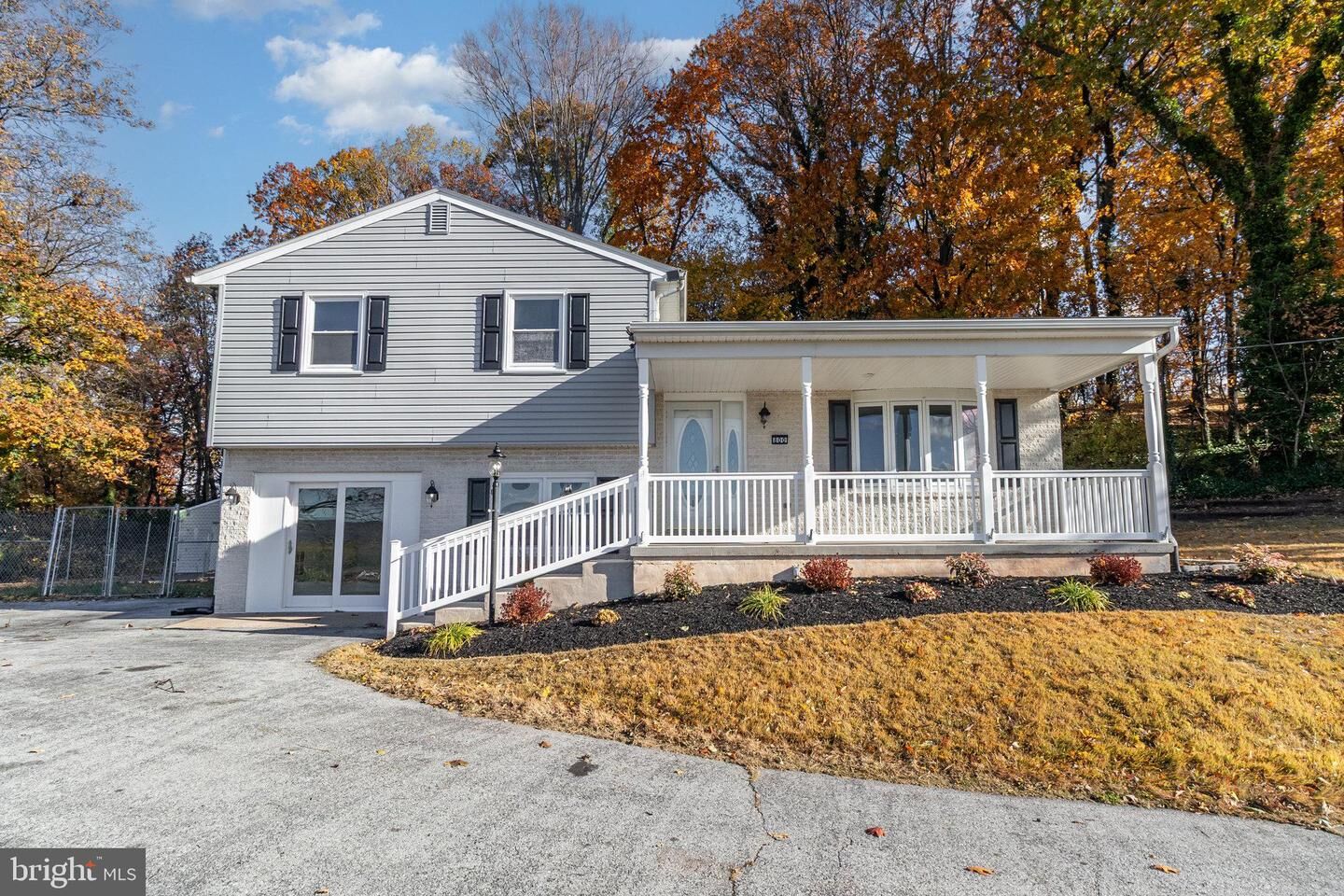 Property Photo:  800 Spring Garden Drive  PA 17057 
