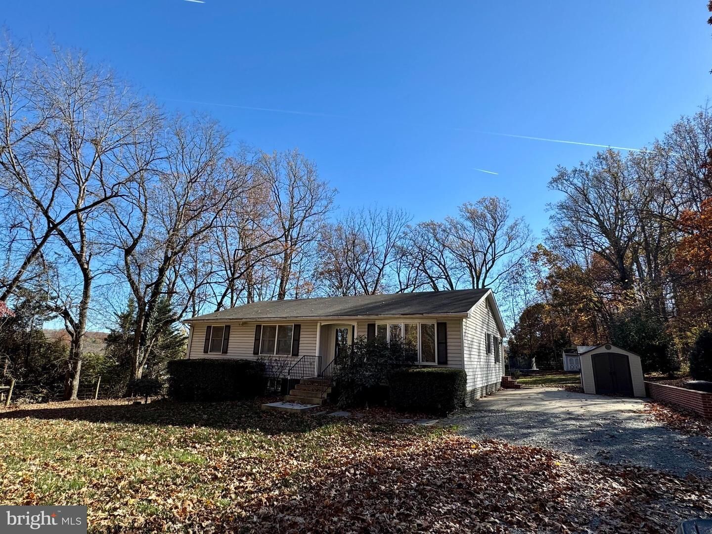 Property Photo: 40251 Gap Road VA 20175