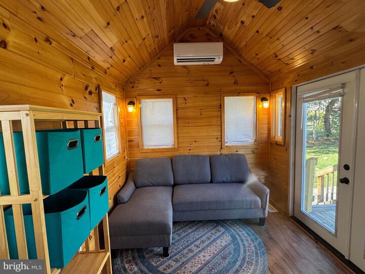 Property Photo:  12 W Loudoun Street A  VA 20141 