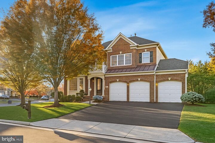 43356 Hillpark Street  Chantilly VA 20152 photo