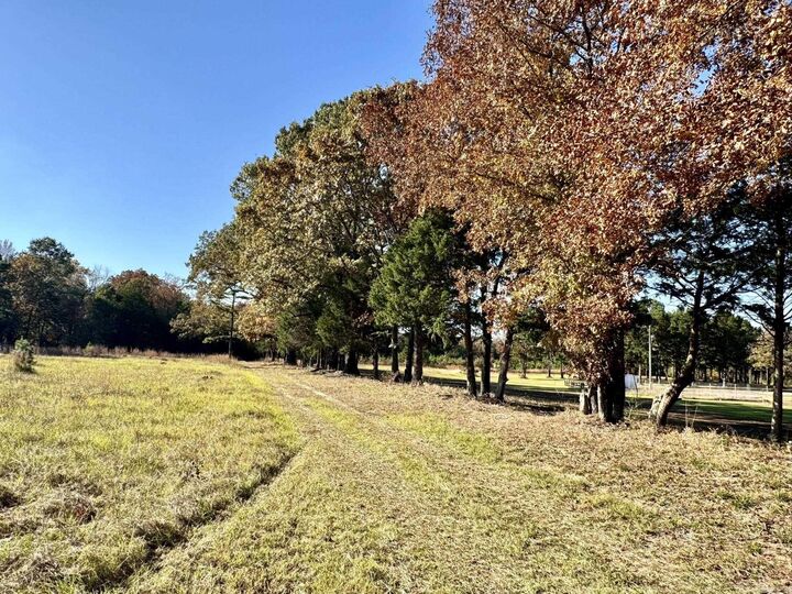 Property Photo:  150 Holloway Lane  AR 72058 