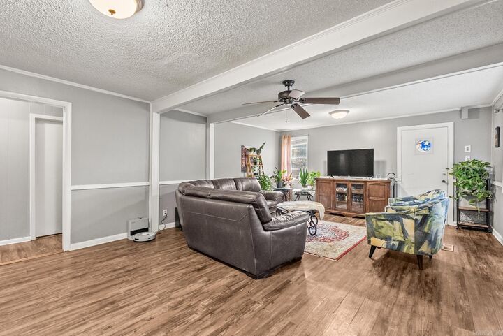 Property Photo:  610 Claremont Avenue  AR 72120 