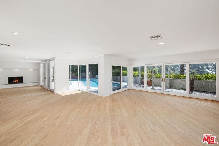 1700 Rising Glen Rd  Los Angeles CA 90069 photo