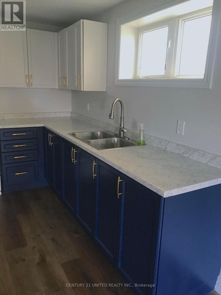 Property Photo:  302 Blacksmith Way  ON K9L 0B5 