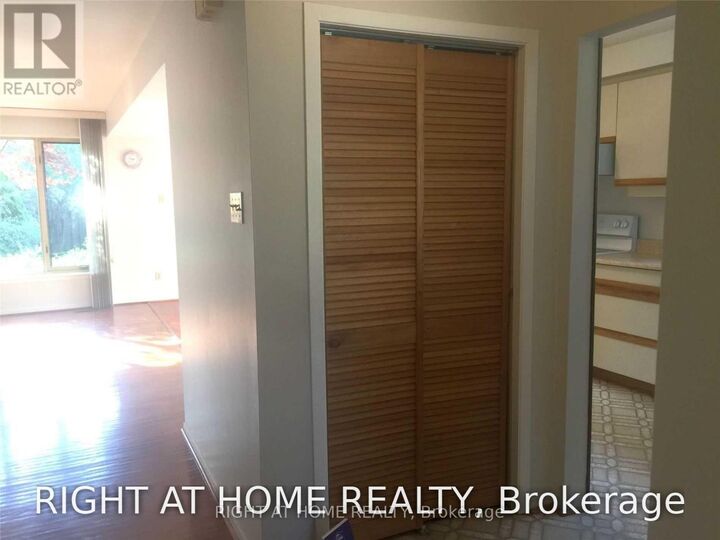 Property Photo:  63 Cairnside Crescent  ON M2J 3M9 