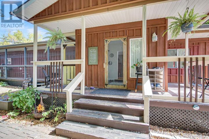 Property Photo: 6 Fetherston Lane ON K0G 1J0