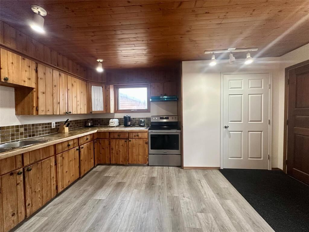 Photo de la propriété: 407 Patrick Avenue MB R9A 1R9