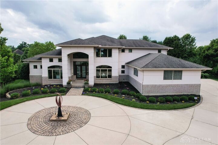 1029 Stay Lit Court  Bellbrook OH 45305 photo