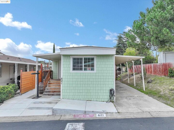 Property Photo: 621 Bounty CA 94565