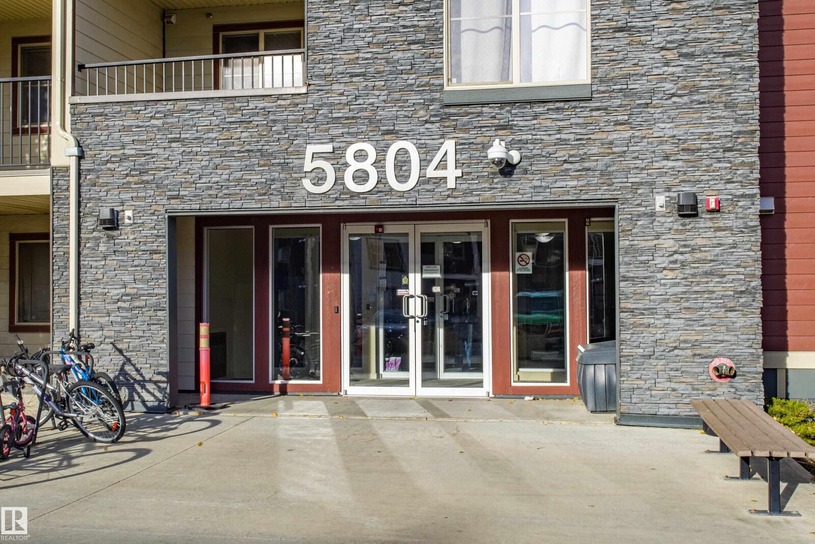 Photo de la propriété:  5804 Mullen Place NW 201  AB T6R 0W3 