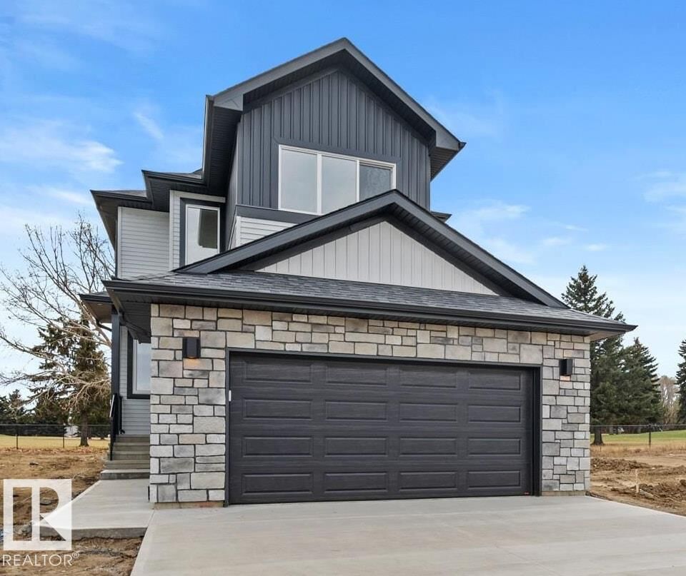 Property Photo: 10 Grayson Green AB T7Z 0A0