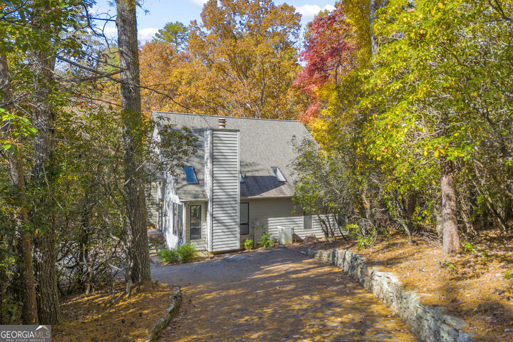 Property Photo:  222 Blue Ridge Drive  GA 30571 