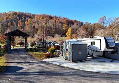 Property Photo:  185 Heavenly Drive  GA 30512 