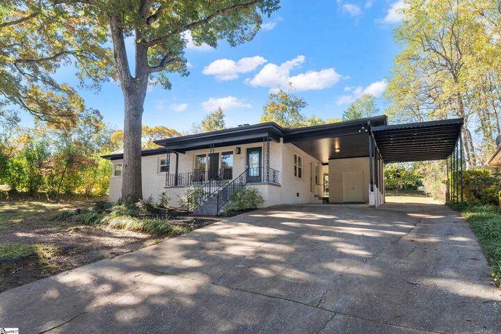 Property Photo:  203 Piedmont Park Road  SC 29609 