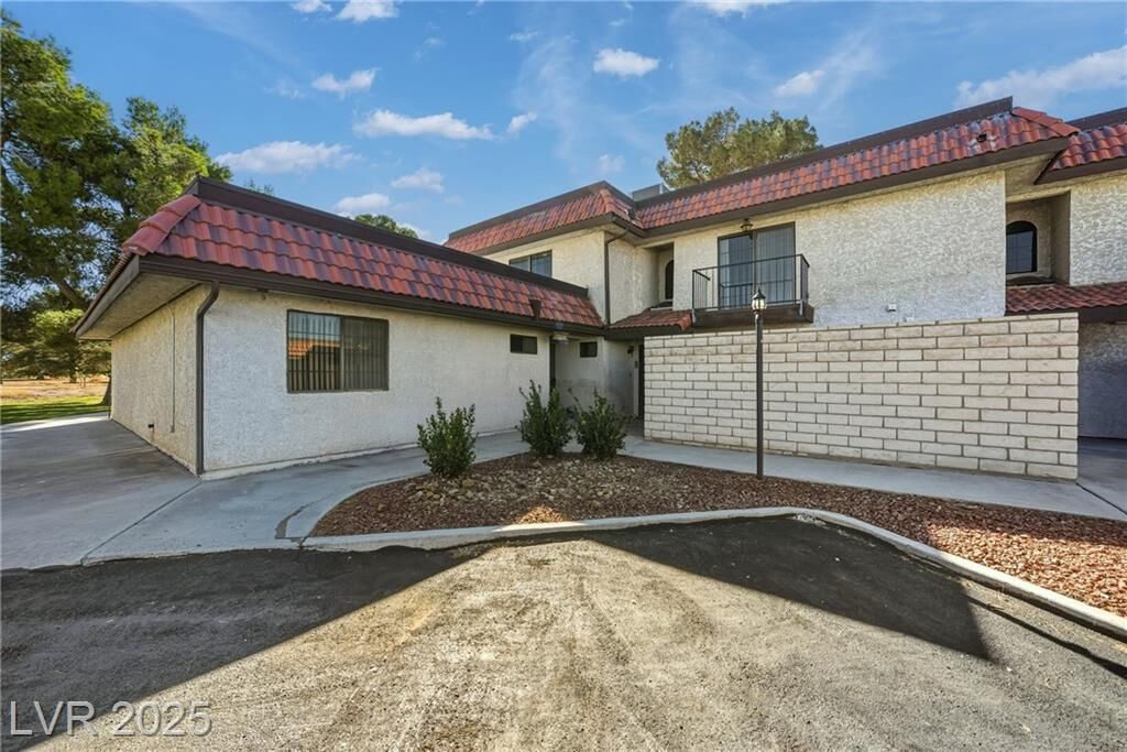 Property Photo:  701 Bourbon Street G4  NV 89048 