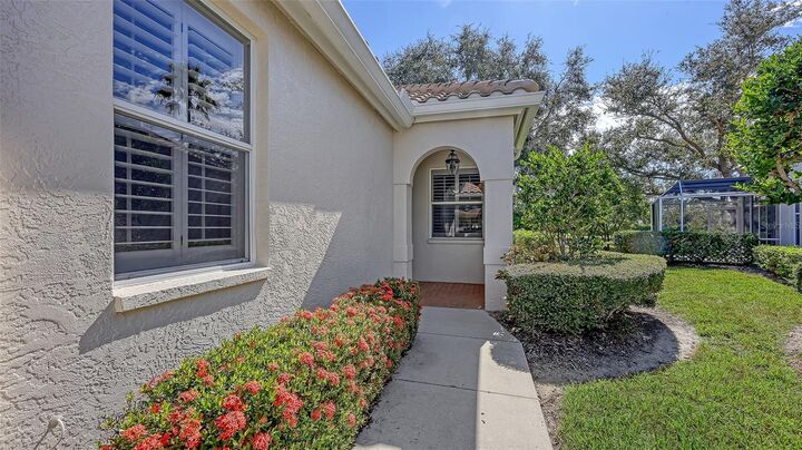 Property Photo: 3744 Castellon Court FL 34238