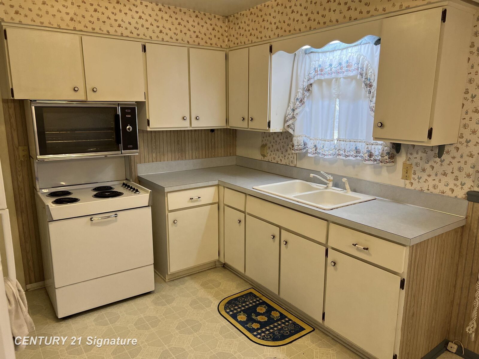Property Photo:  11382 N Belsay Road  MI 48420-9756 