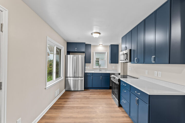 Property Photo: 841 N 54th St WI 53208